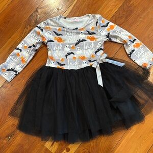 Worn once - 4T Pete and Lucy Halloween dress